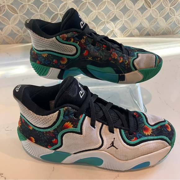 Nike Other - Nike Jordan Tatum 3 PS Welcome to the Garden Size 1Y Kids Basketball HF3137-103